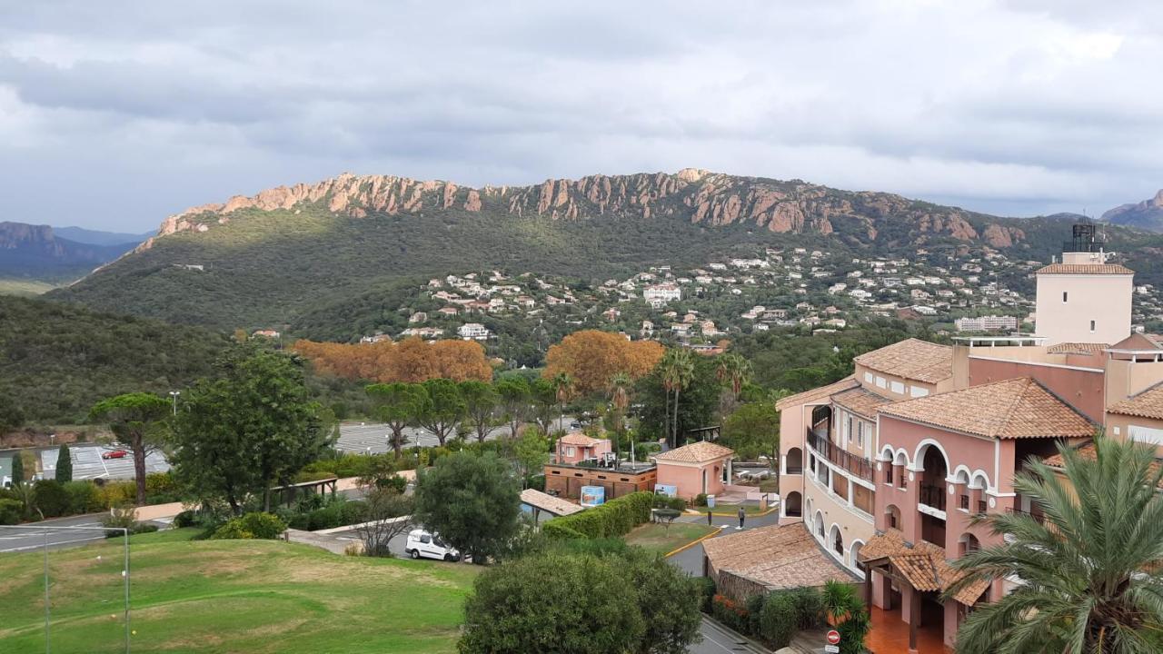 Huuummm C'Est La ! Beau T2 Cap Esterel Village Avec Clim ! Saint-Raphaël Extérieur photo